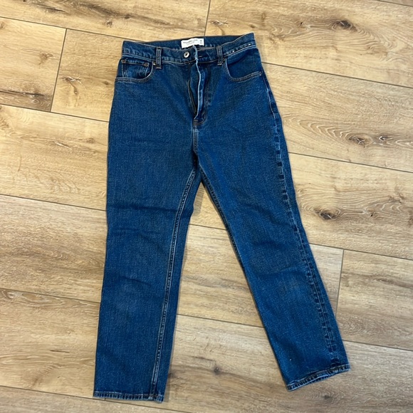 Abercrombie and Fitch ankle straight ultra high rise jeans - Picture 1 of 3